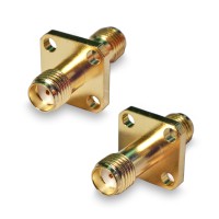 Переходник SMA-female - SMA-female, на корпус, фланец, 4 отв. диам. 2,5 мм 8,5х8,5 мм, прямой